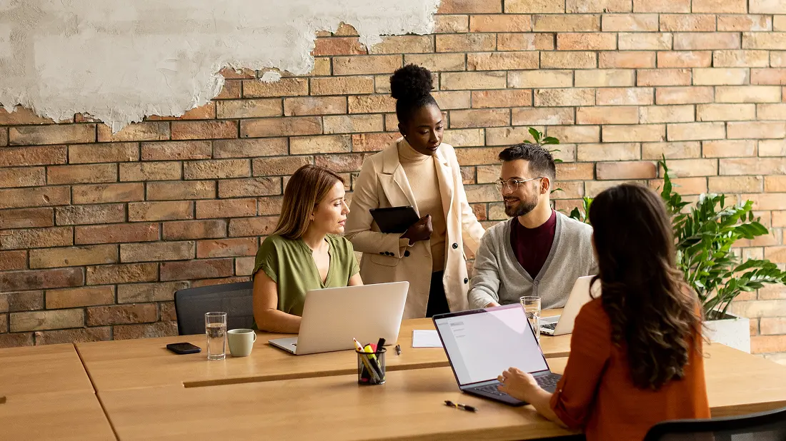 Emumba cut time to hire from 7 weeks to 3 with InterWiz